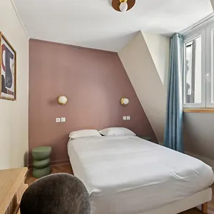 Margot 3*, Paris Franţa