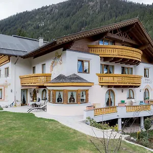 https://wippas-landhaus.ischgl-hotels.net