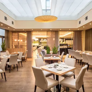 4* فندق ليندنير أم بلفيدير